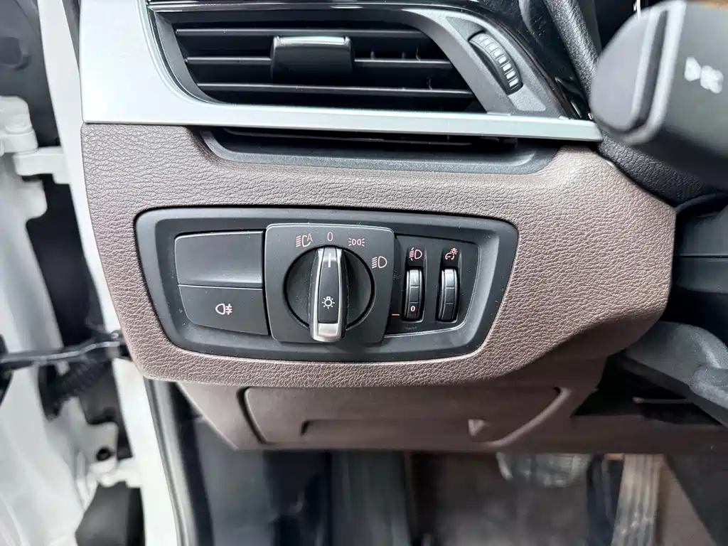 BMW X1 2022 — фото 17