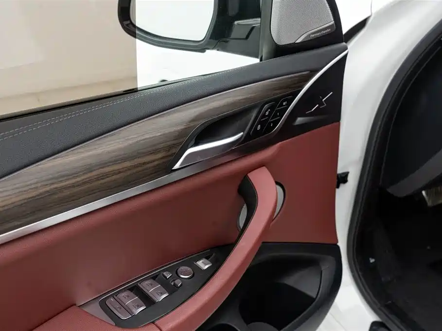 BMW X3 2022 — фото 16