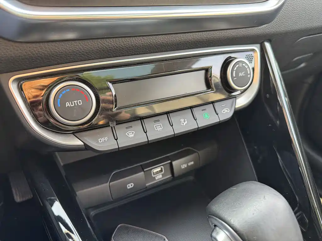 Kia Sportage 2021 — фото 13