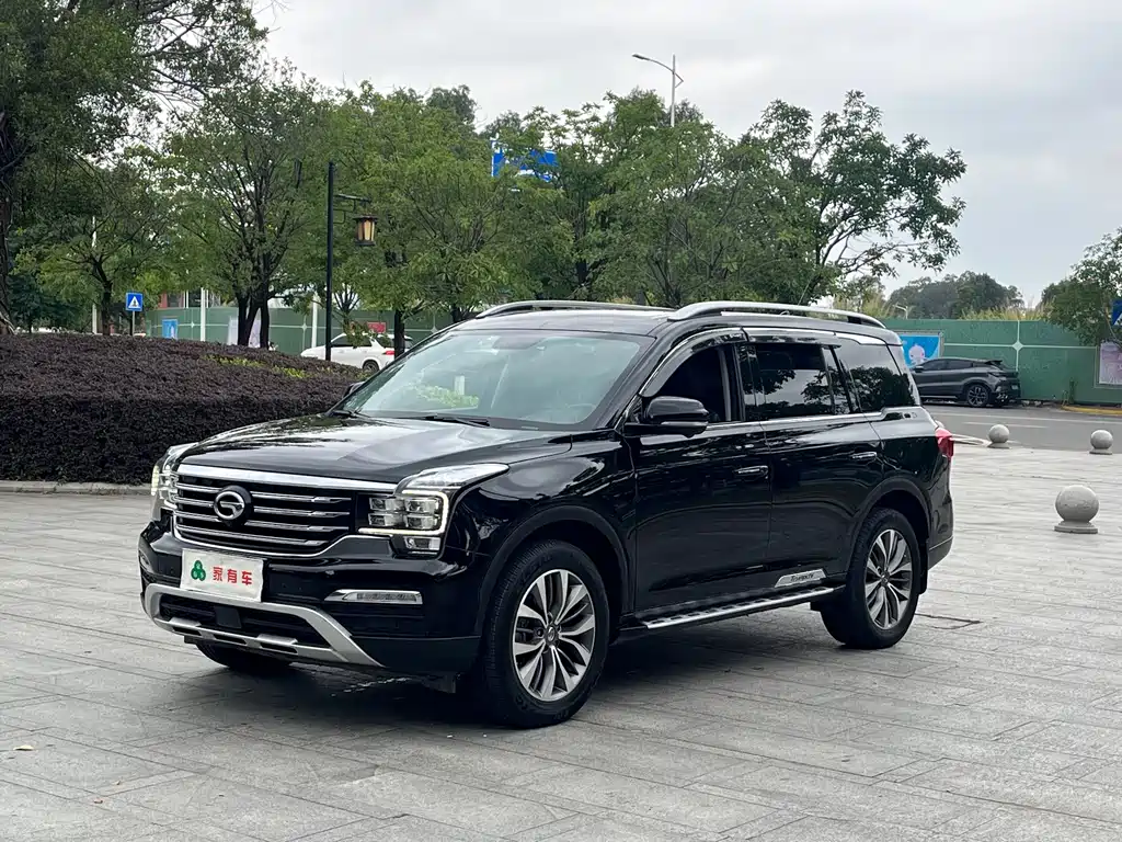 GAC Motor Trumpchi GS8 2017 — фото 1