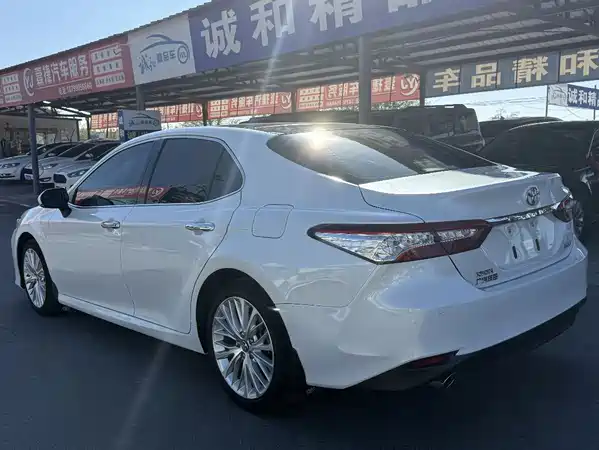 Toyota Camry 2018