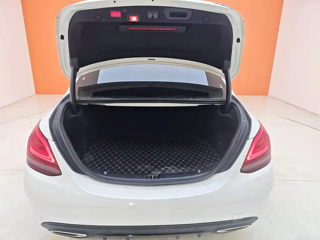 Mercedes-Benz C-Class 2021 — фото 19