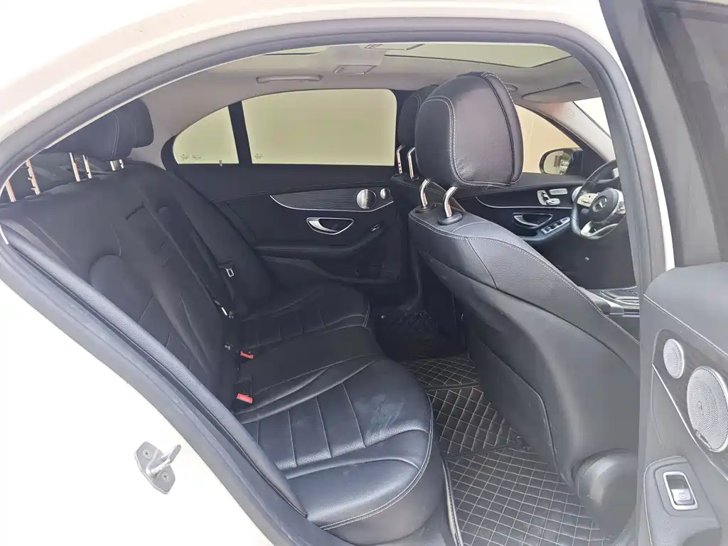 Mercedes-Benz C-Class 2021 — фото 15