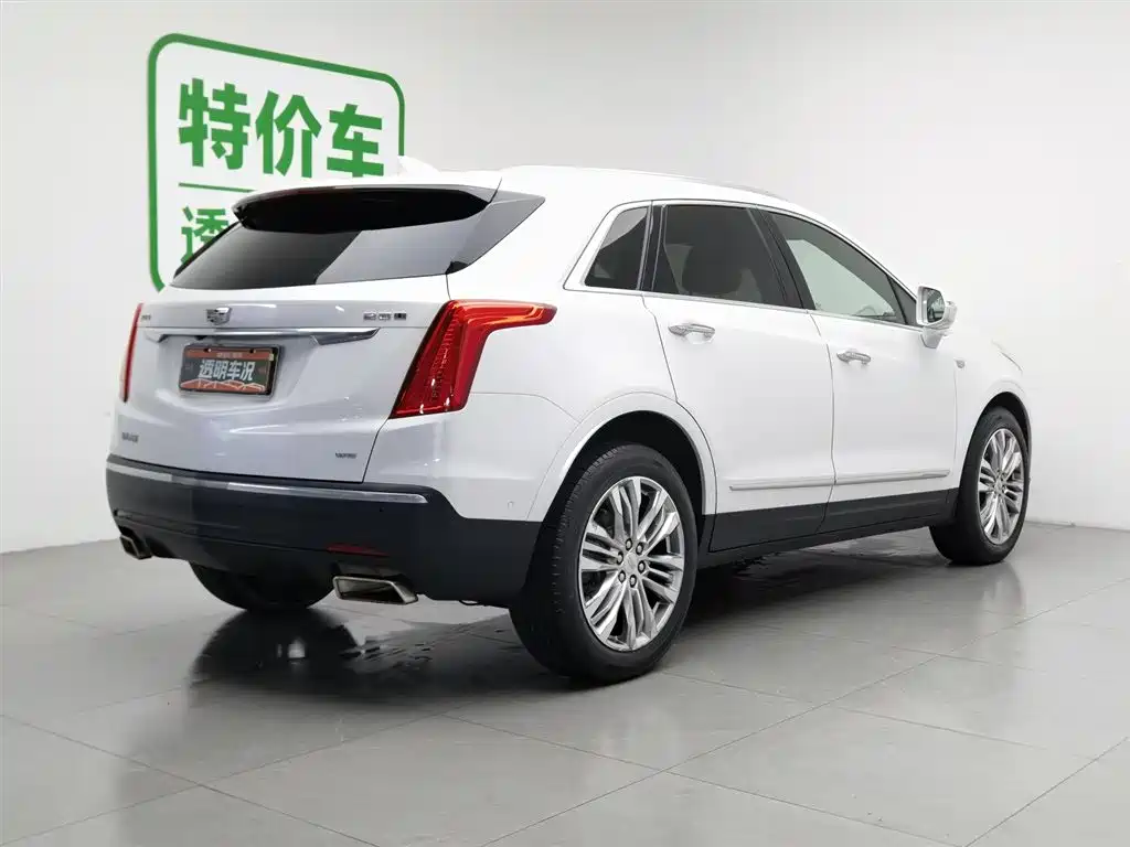Cadillac XT5 2017 — фото 2