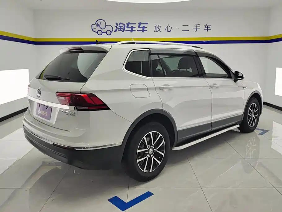 Volkswagen Tiguan L 2017