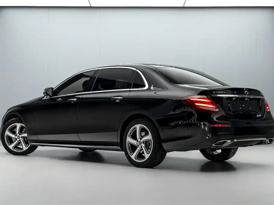 Mercedes-Benz E-Class 2020 — фото 7