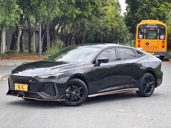 Changan UNI-V 2024