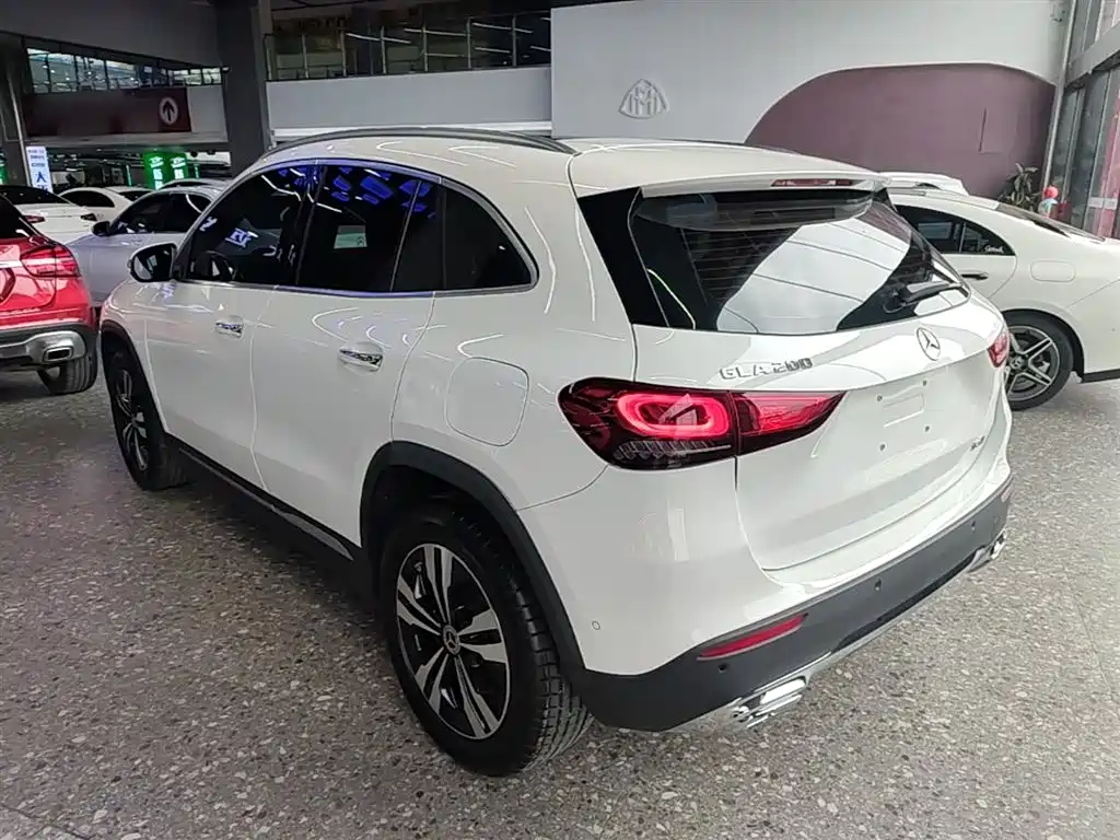 Mercedes-Benz GLA 2022 — фото 5
