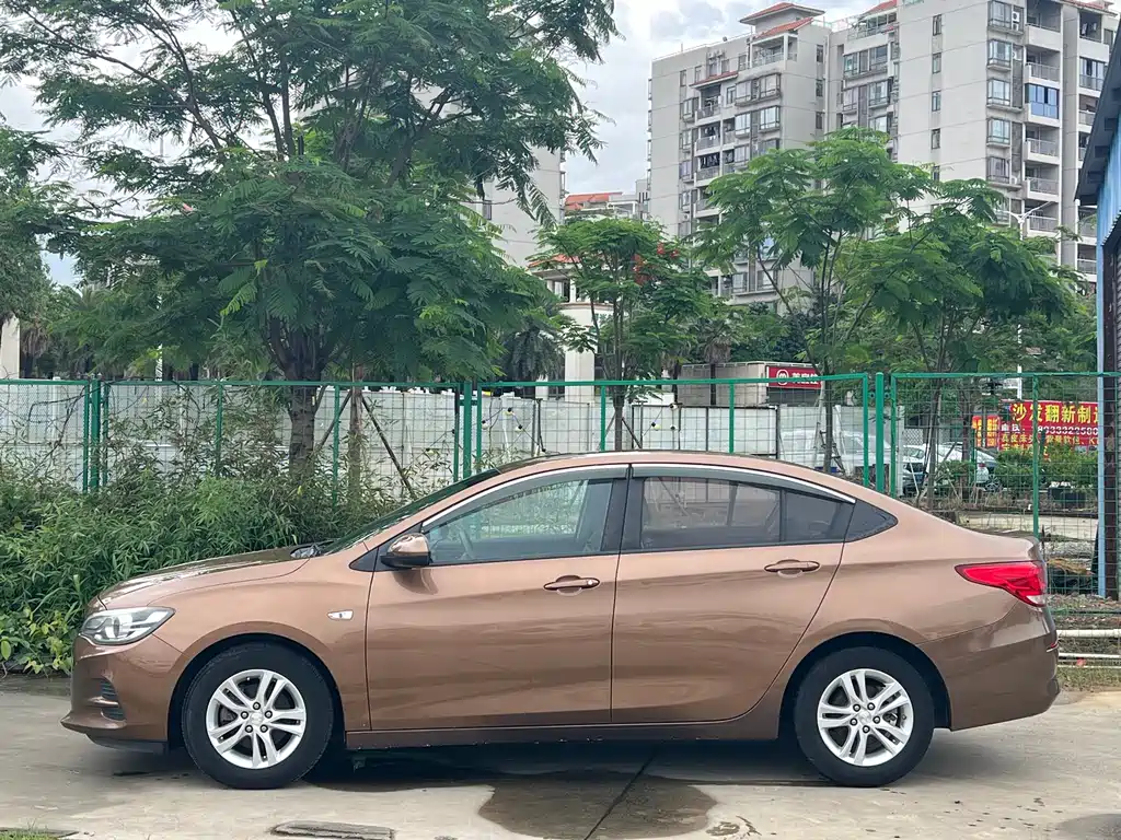 Chevrolet Cavalier 2018 — фото 3