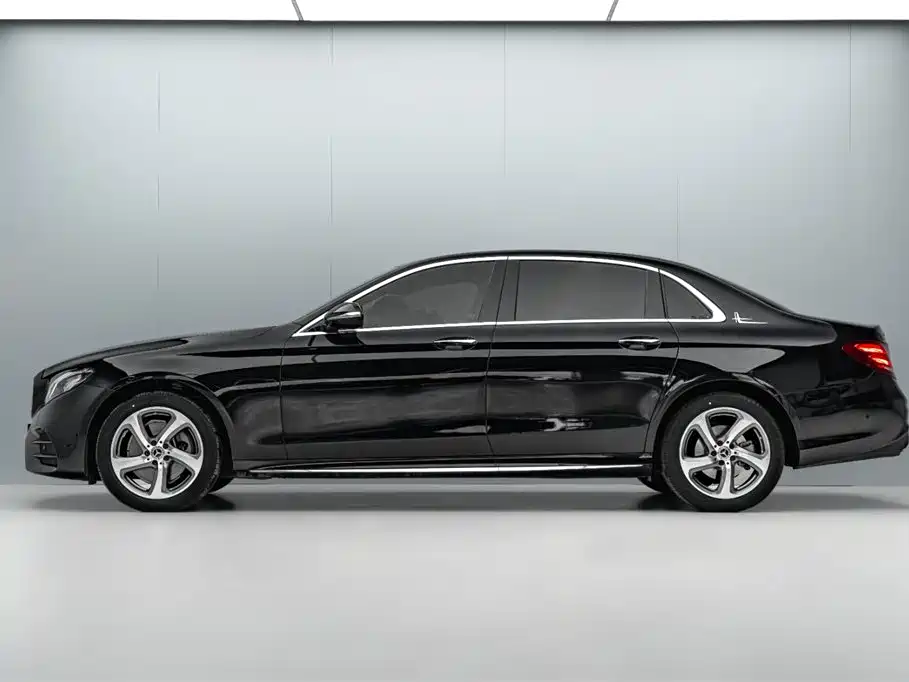 Mercedes-Benz E-Class 2020 — фото 4