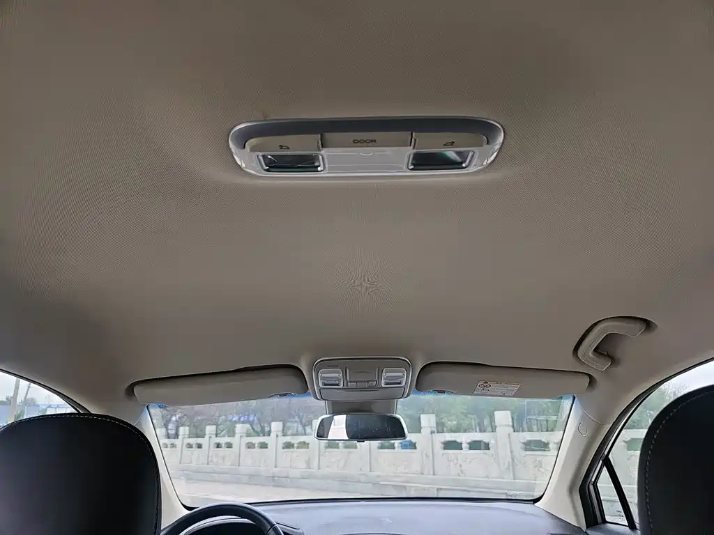 Geely Emgrand GS 2019 — фото 20