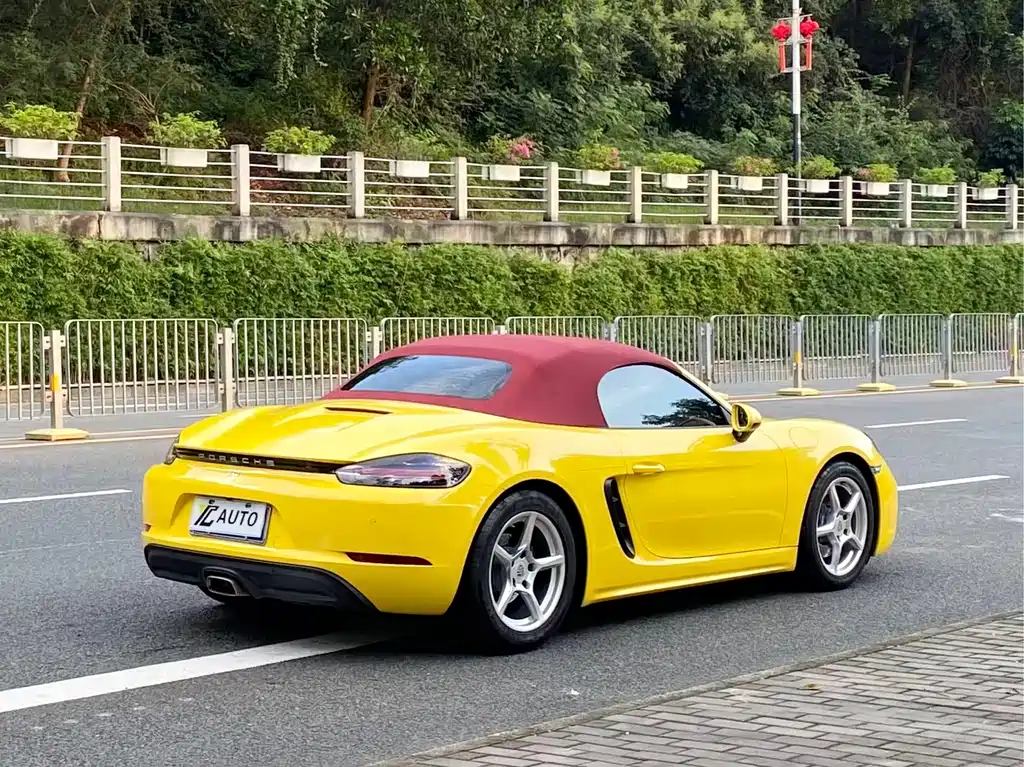 Porsche 718 2023 — фото 11