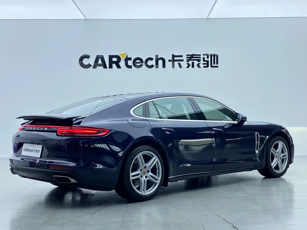Porsche Panamera 2018 — фото 3