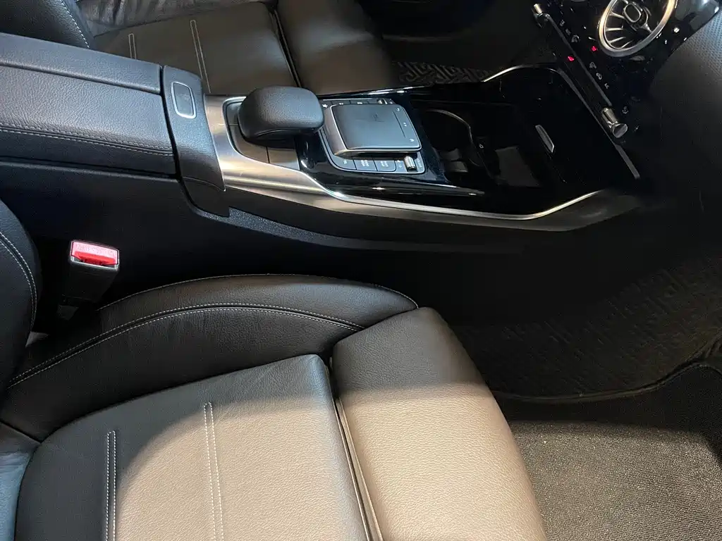 Mercedes-Benz A-Class AMG 2021 — фото 8