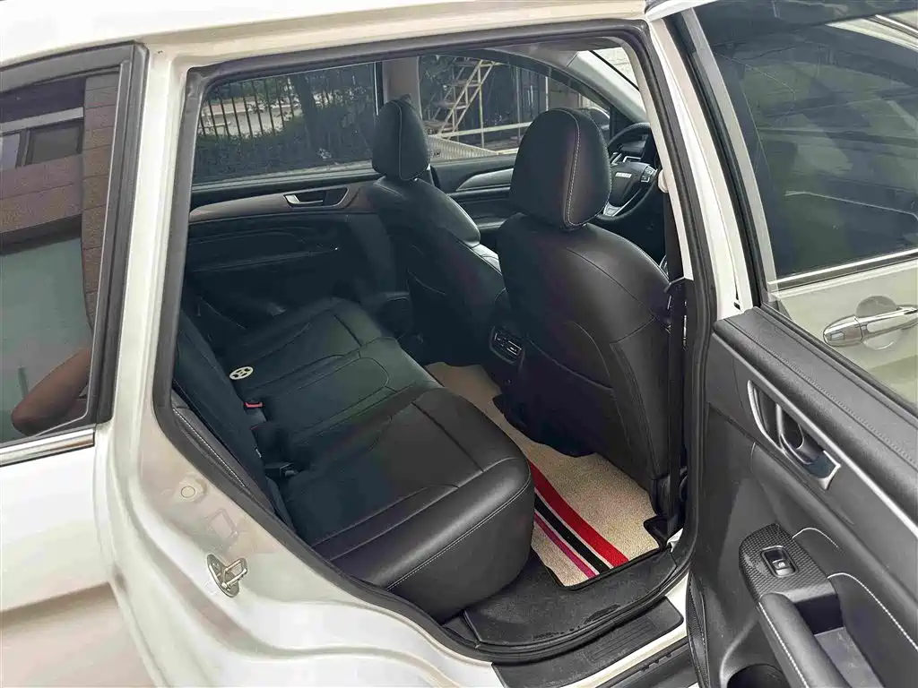 Haval M6 2021 — фото 15