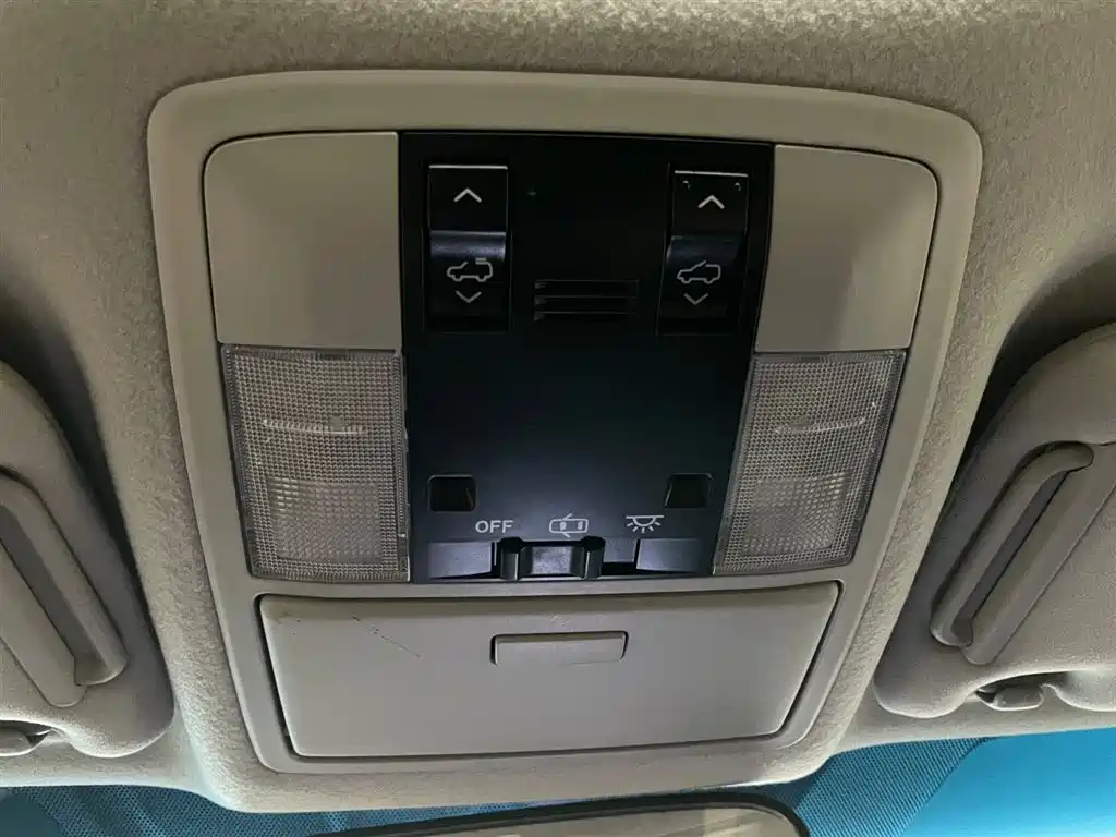 Toyota Prado 2016 — фото 28