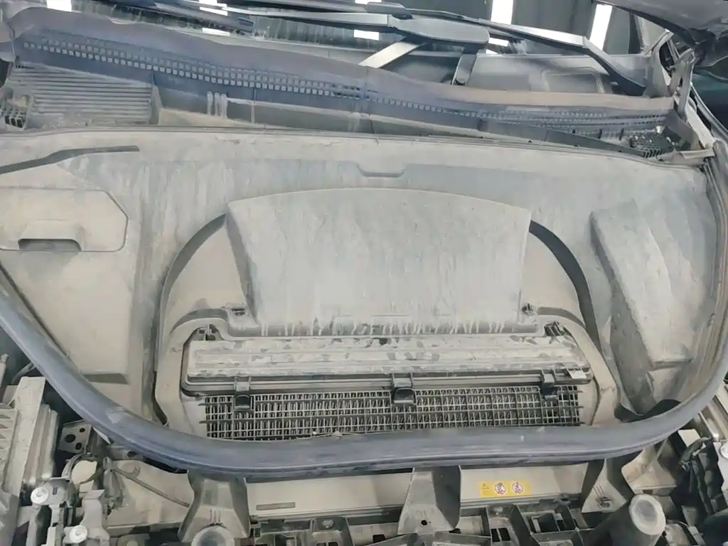 Mercedes-Benz EQE SUV 2023 — фото 20