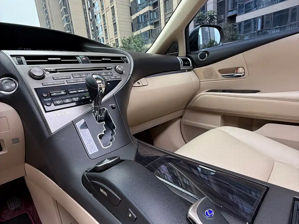 Lexus RX Classic 2013 — фото 14