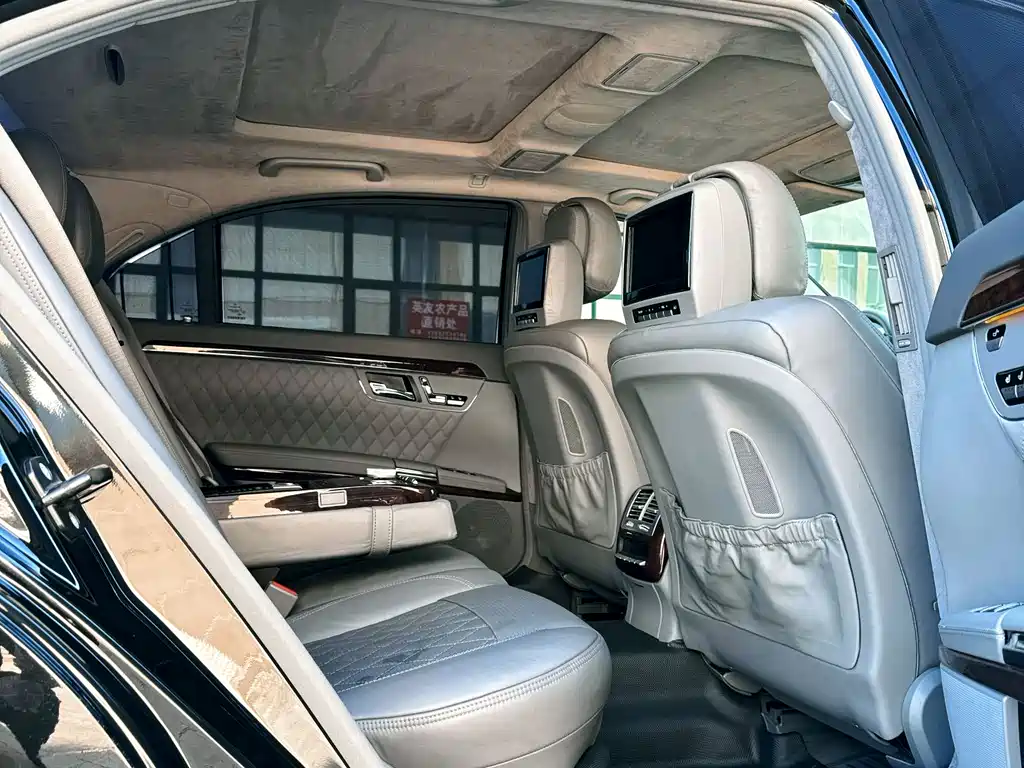 Mercedes-Benz S-Class AMG 2009 — фото 15