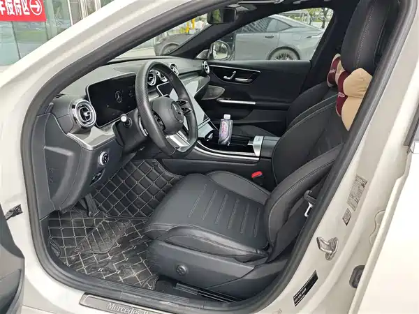 Mercedes-Benz C-Class New Energy 2023