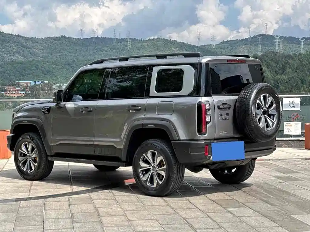 BAIC BJ40 2024 — фото 14