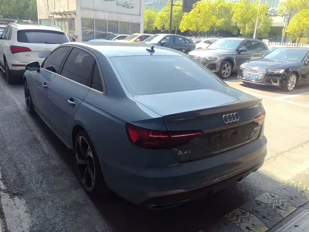 Audi A4L 2022