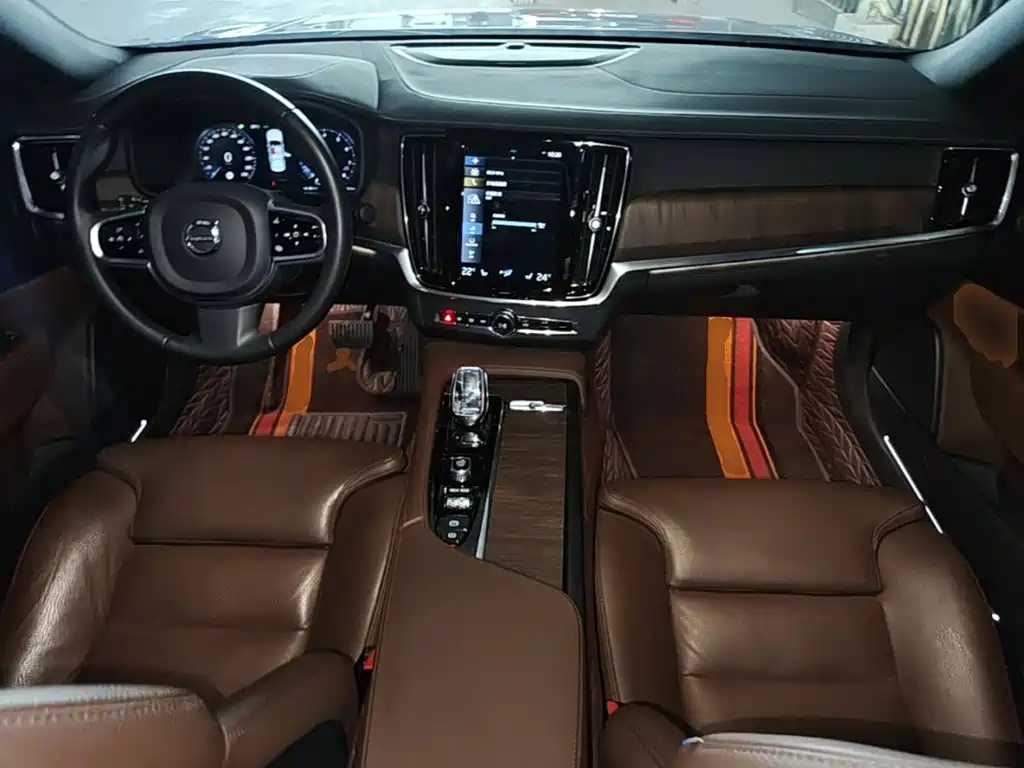 Volvo S90 2021 — фото 10