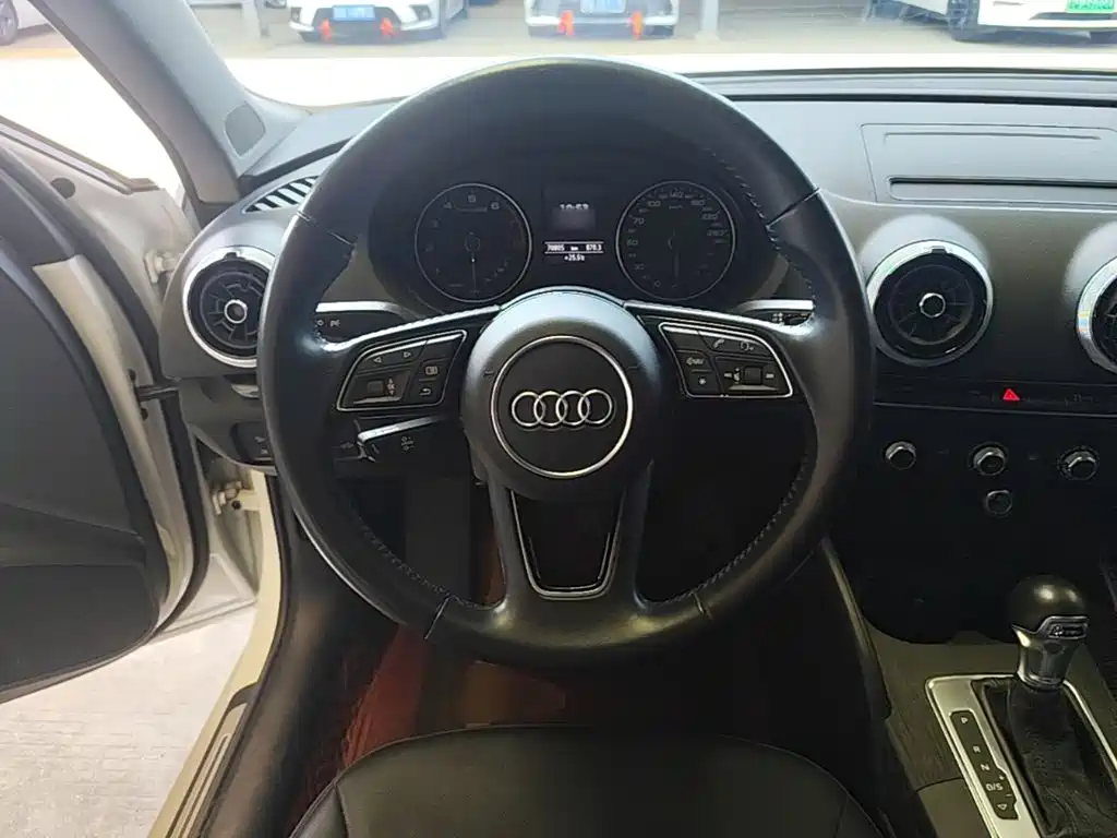 Audi A3 2020 — фото 11