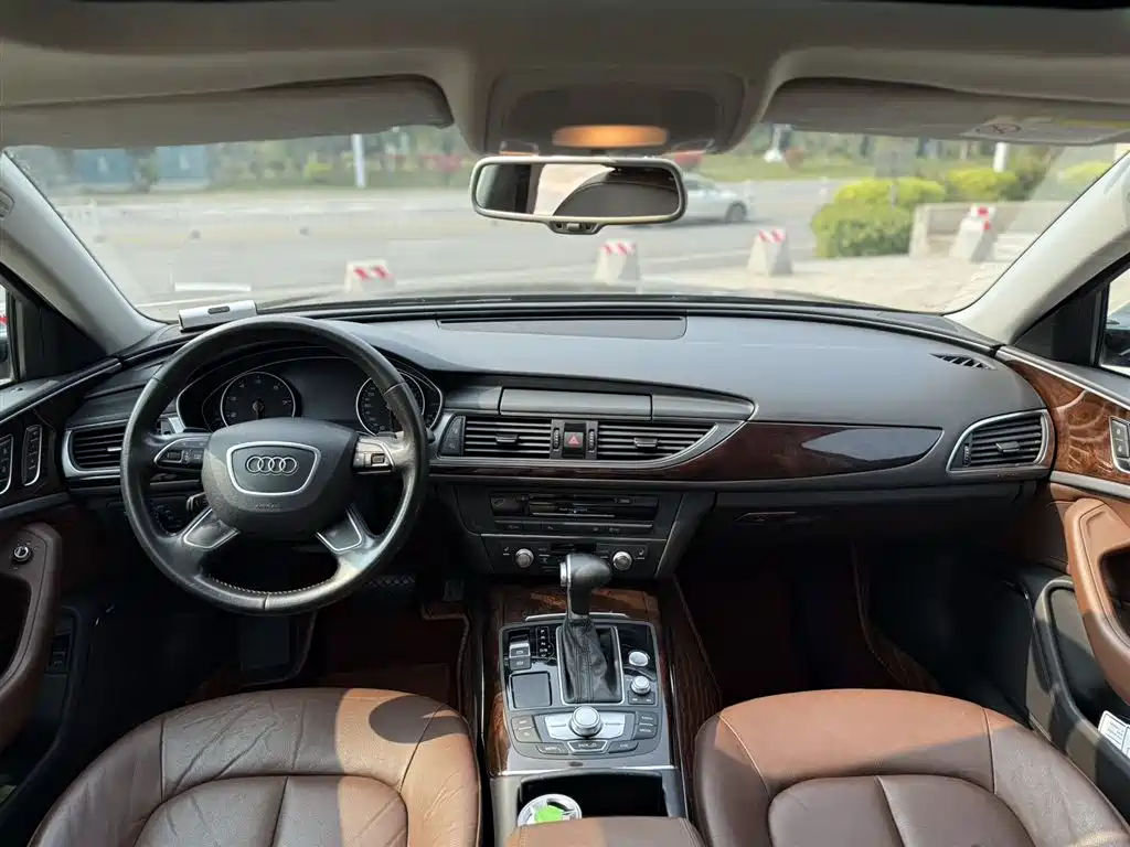 Audi A6L 2015 — фото 8