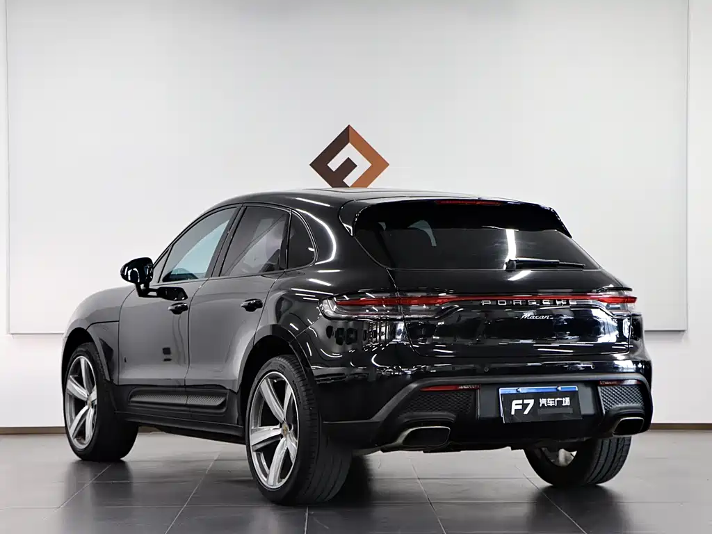 Porsche Macan 2022 — фото 4