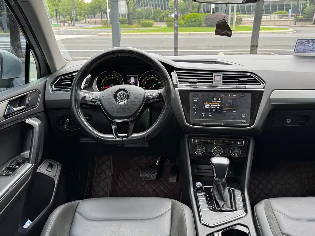 Volkswagen Tiguan L 2019 — фото 20