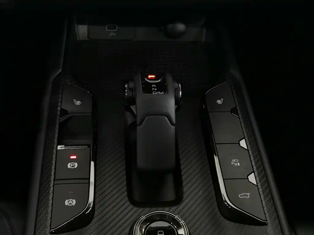 Haval Dog PLUS 2024 — фото 13