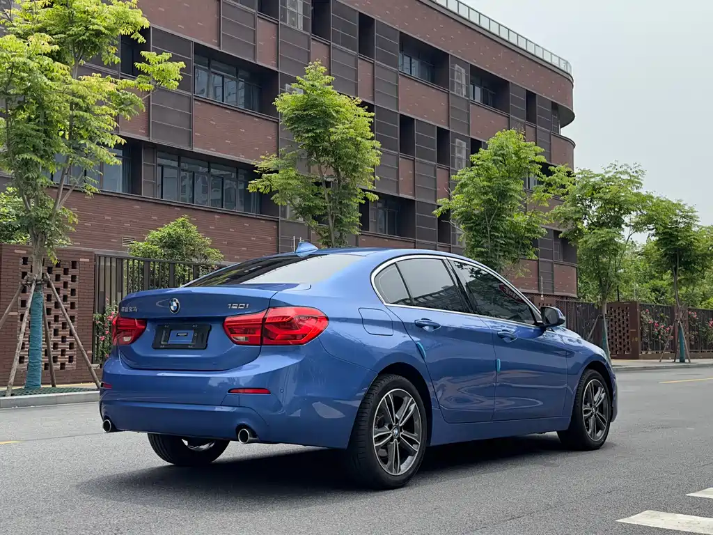 BMW 1 Series 2020