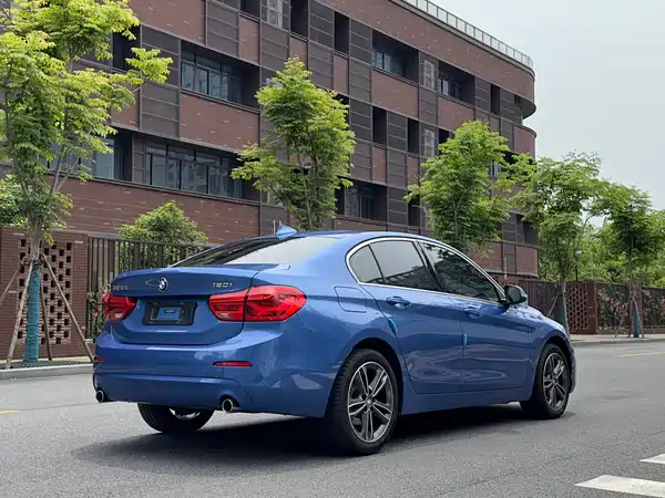 BMW 1 Series 2020