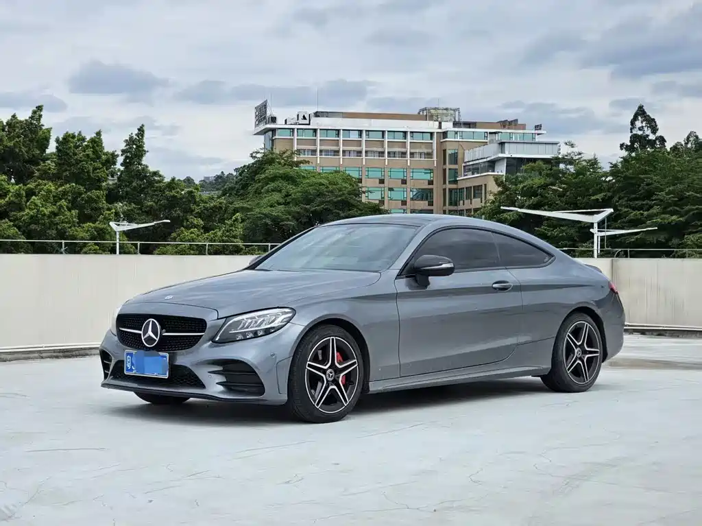 Mercedes-Benz C-Class 2023 — фото 1