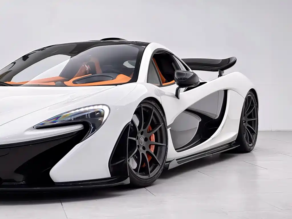 McLaren P1 2015 — фото 18