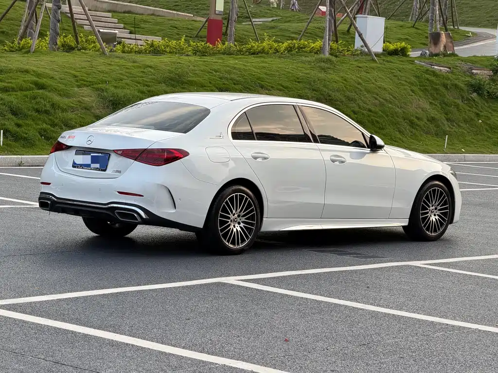Mercedes-Benz C-Class 2022 — фото 4