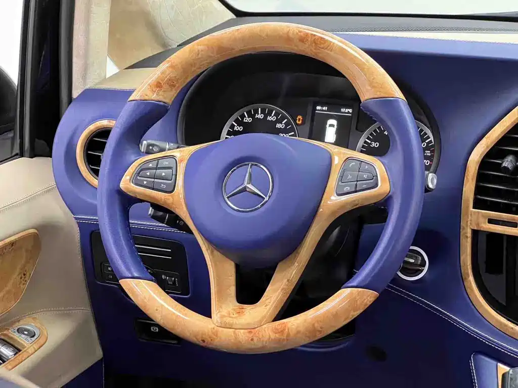 Mercedes-Benz Vito 2020 — фото 22