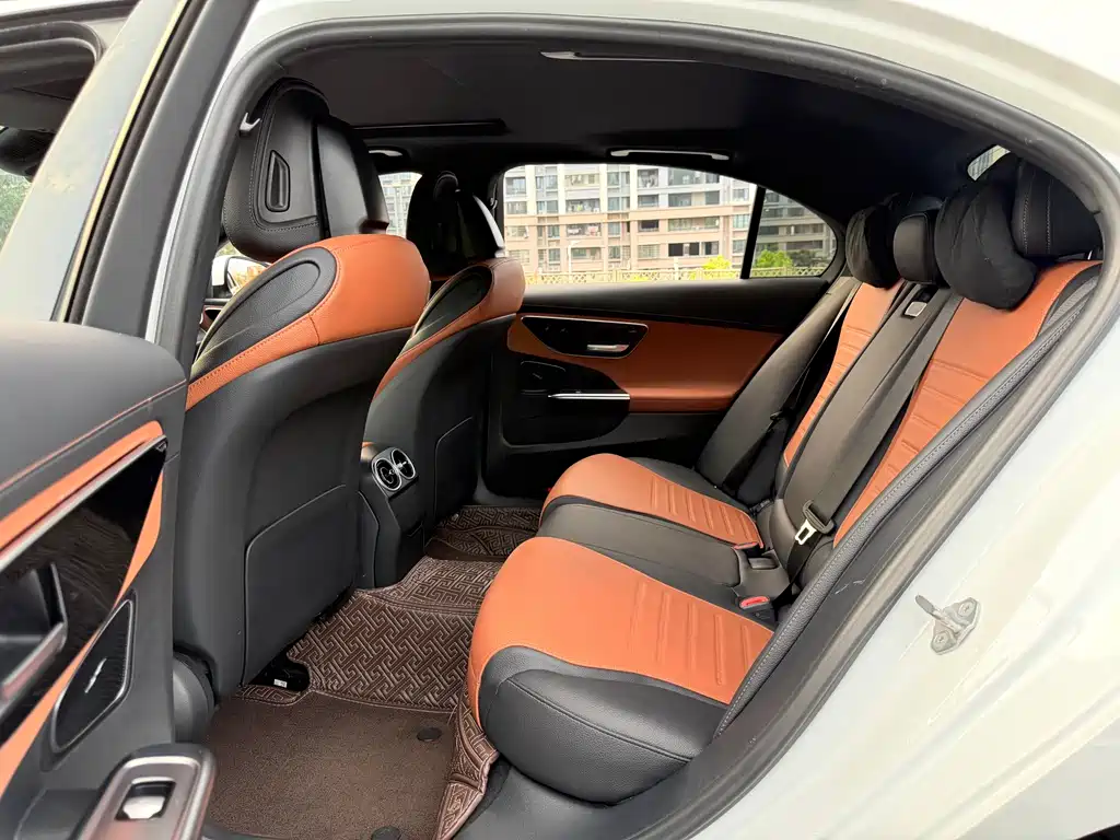 Mercedes-Benz C-Class 2022 — фото 12