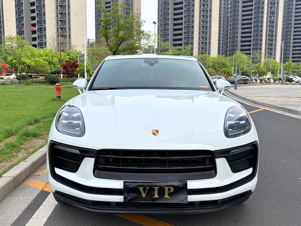 Porsche Macan 2023 — фото 2