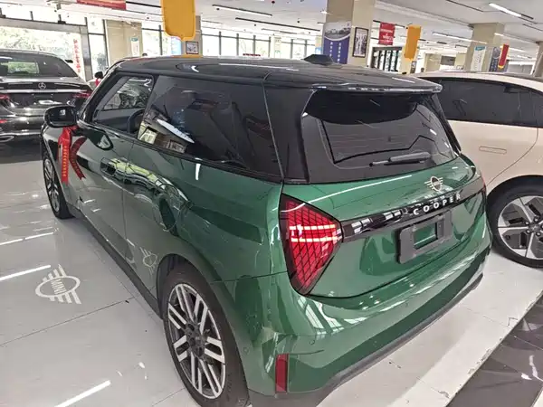 MINI Cooper 2024