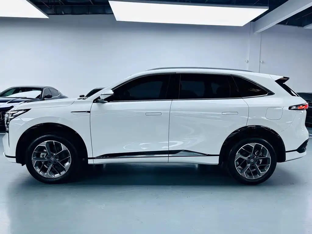 Changan CS75PLUS 2026 — фото 12