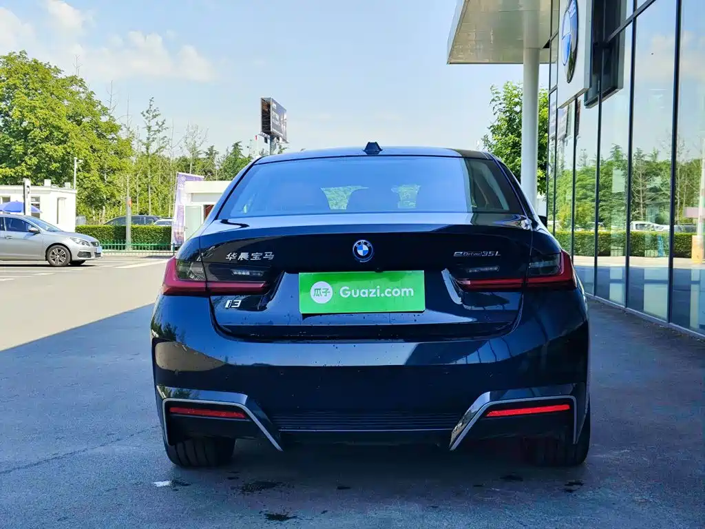 BMW i3 2025 — фото 6