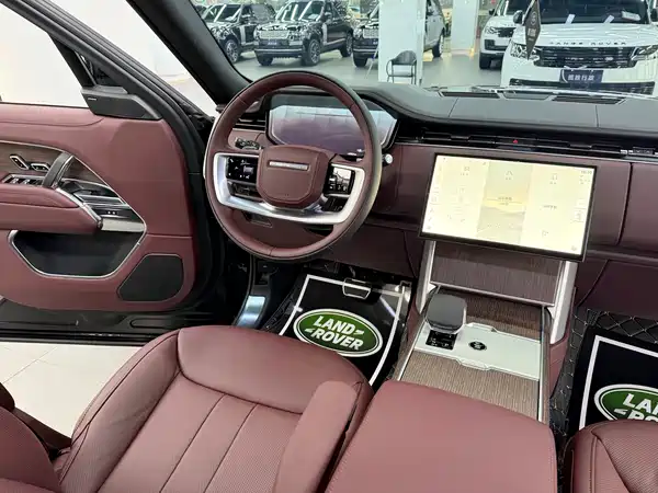 Land Rover Range Rover 2025