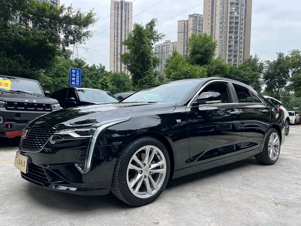 Cadillac CT4 2023