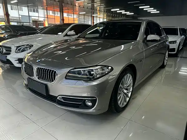 BMW 5 Series 2017