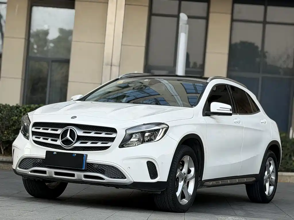 Mercedes-Benz GLA 2018 — фото 1