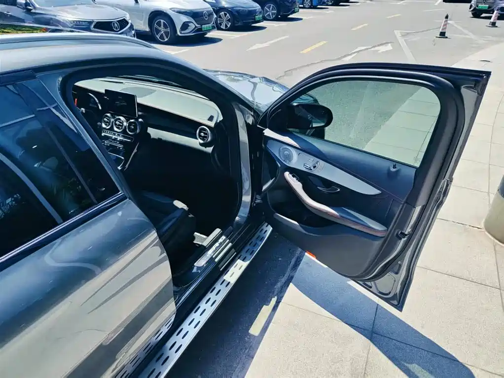 Mercedes-Benz GLC AMG 2019 — фото 22