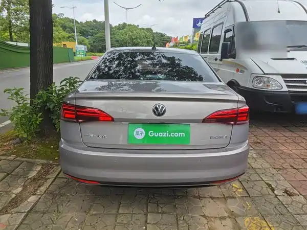 Volkswagen Bora 2021