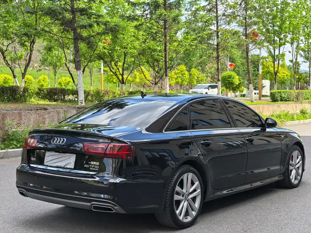 Audi A6L 2018 — фото 5